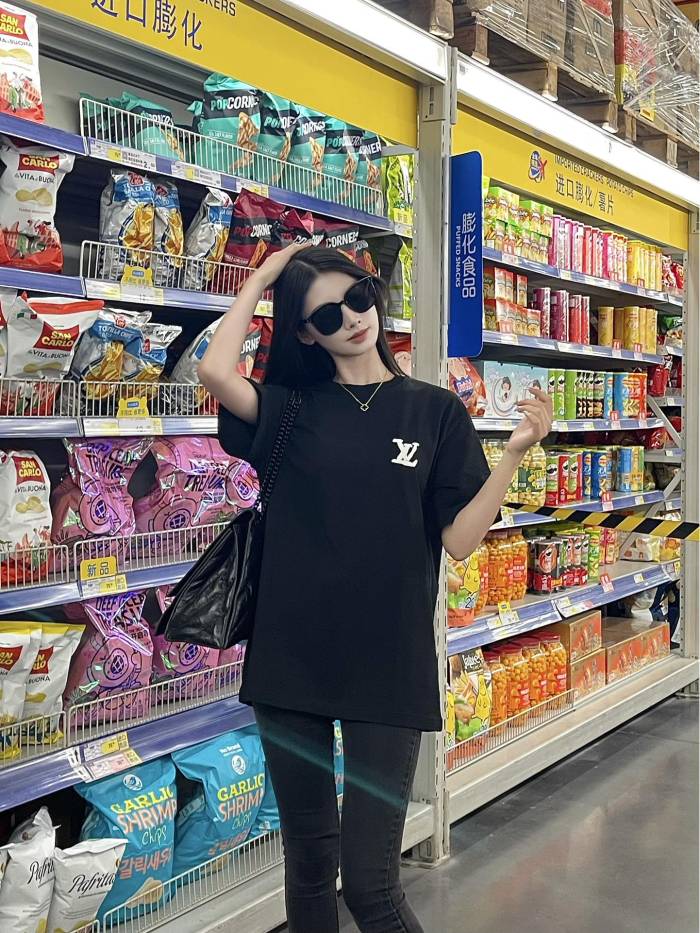 Clothes Louis Vuitton 769