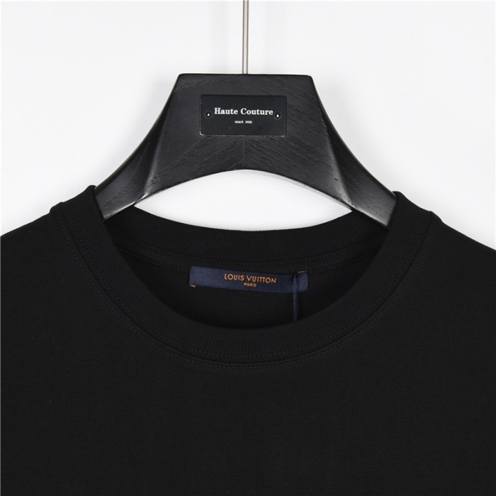 Clothes Louis Vuitton 767