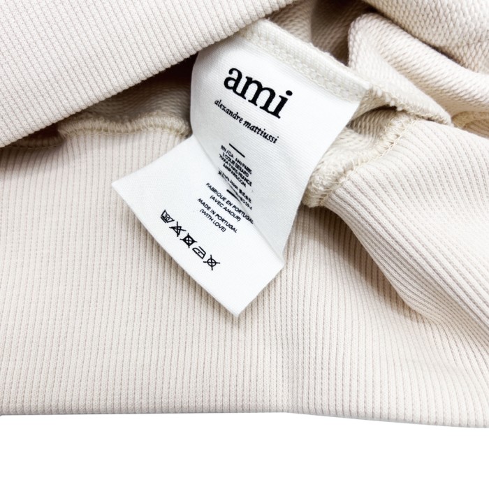 Clothes AMI 32