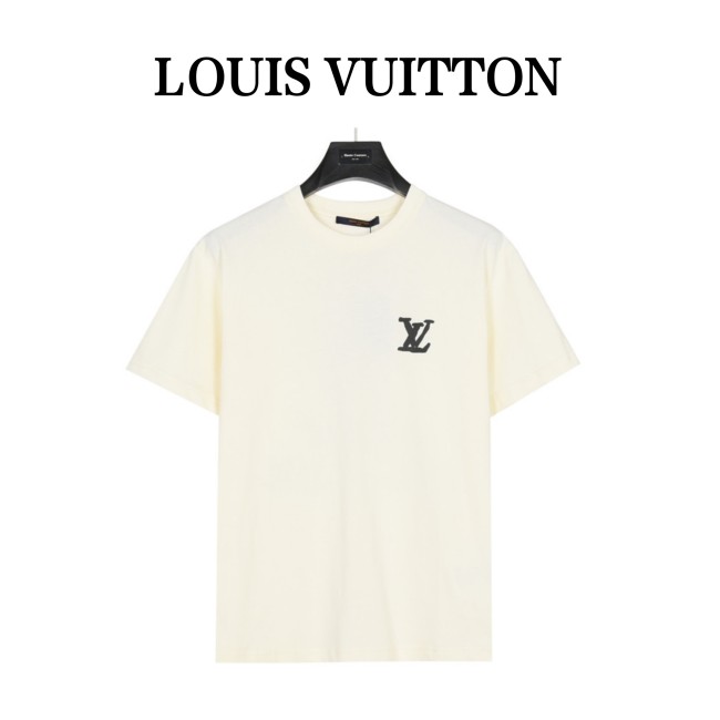 Clothes Louis Vuitton 770
