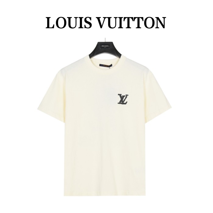Clothes Louis Vuitton 770
