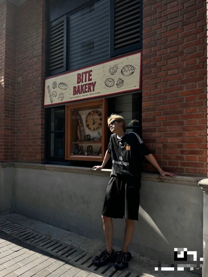 Clothes Balenciaga 514