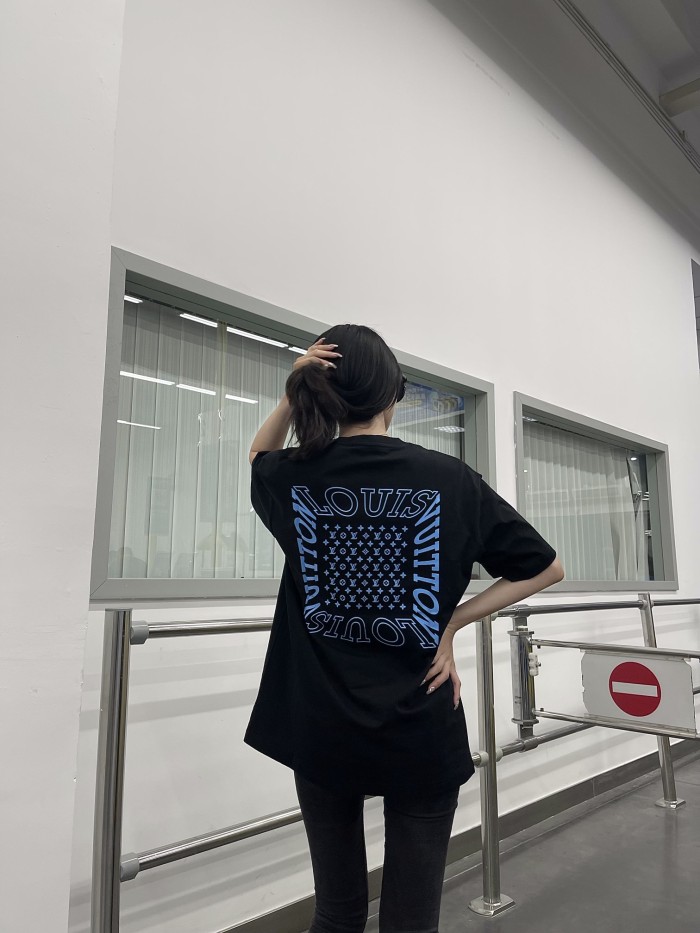 Clothes Louis Vuitton 767