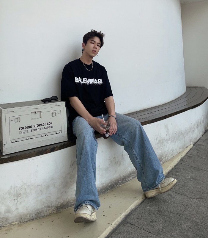 Clothes Balenciaga 501