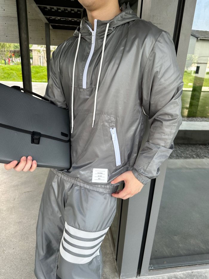 Clothes Thom Browne 70