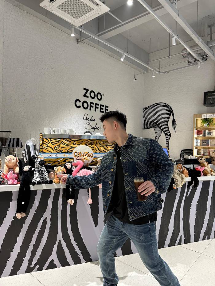 Clothes Louis Vuitton 784