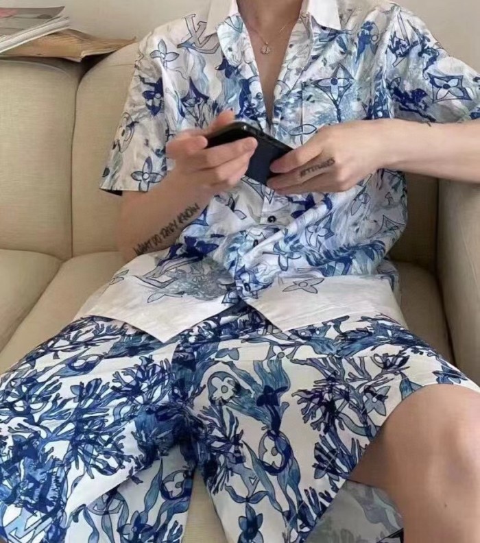 Clothes Louis Vuitton 794