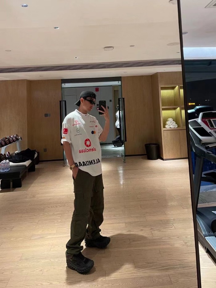 Clothes Balenciaga 516