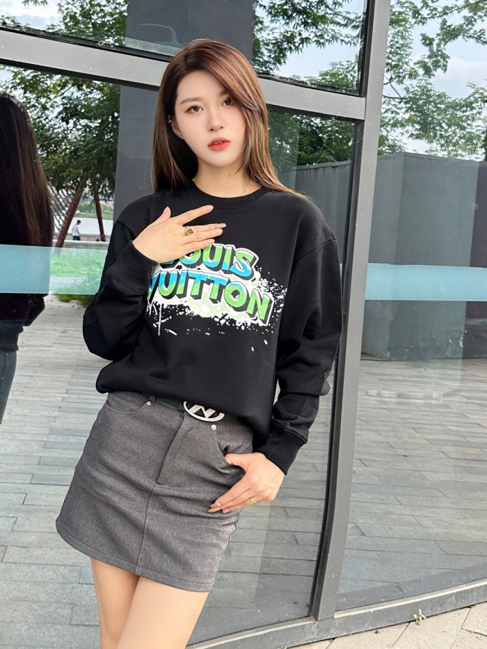 Clothes Louis Vuitton 796