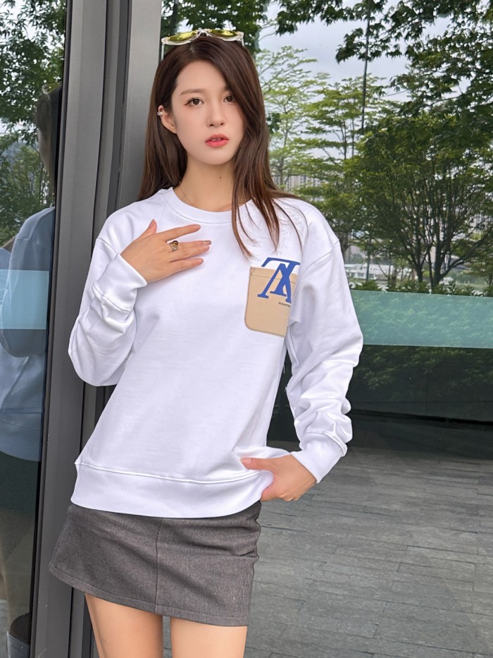 Clothes Louis Vuitton 799