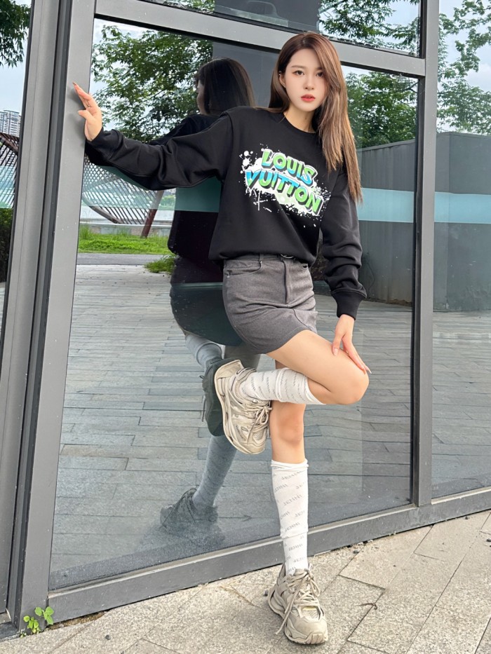 Clothes Louis Vuitton 796