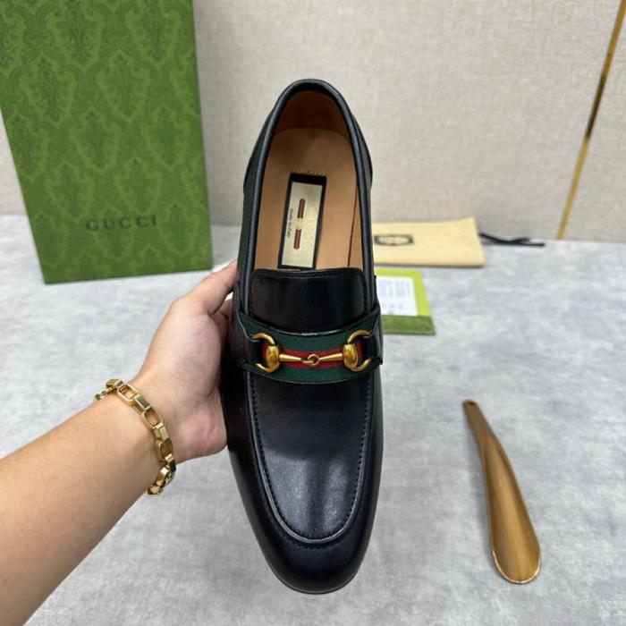Gucci LOAFER WITH HORSEBIT Black leather