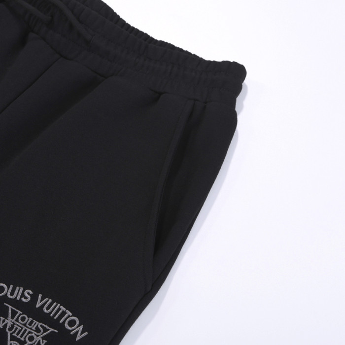 Clothes LOUIS VUITTON 804