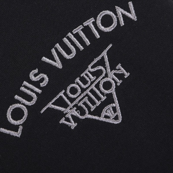 Clothes LOUIS VUITTON 804