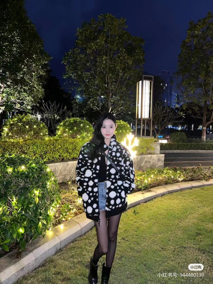 Clothes LOUIS VUITTON 807