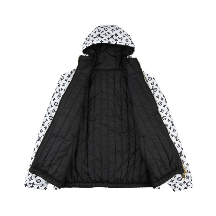 Clothes LOUIS VUITTON 809