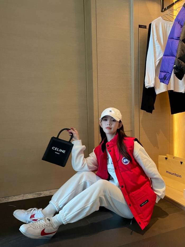 Clothes Canada goose 6