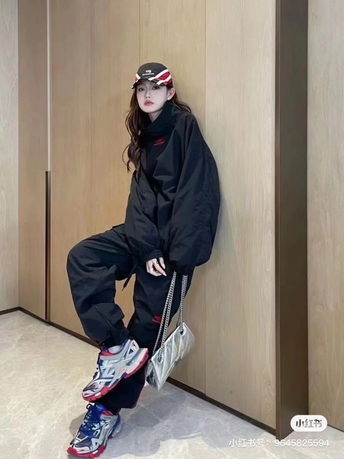 Clothes Balenciaga 522