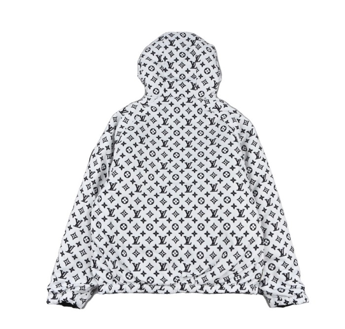 Clothes LOUIS VUITTON 809