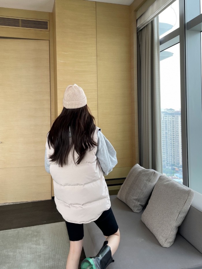 Clothes Canada goose 2