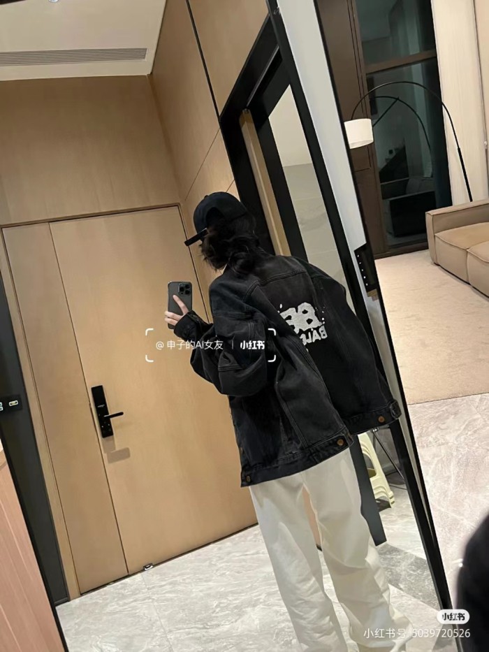 Clothes Balenciaga 525