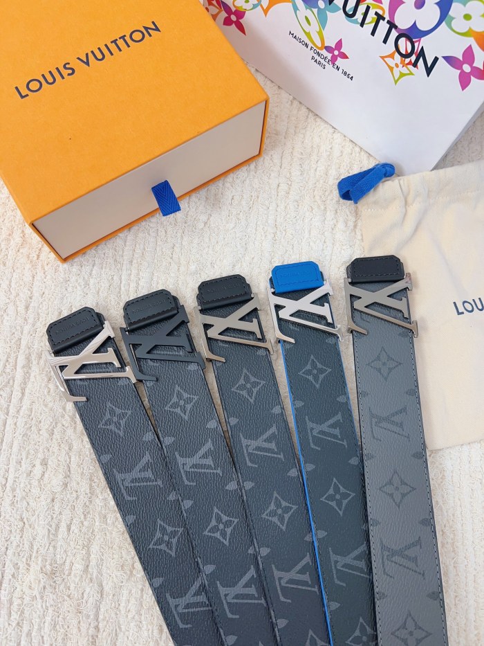 Louis Vuitton Belt 16 (width 4cm)