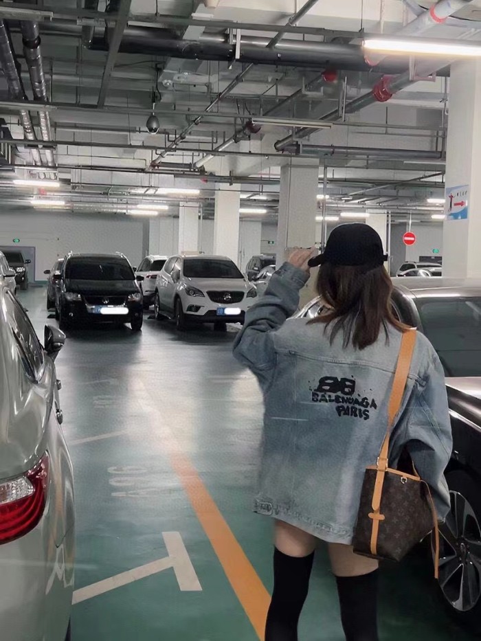 Clothes Balenciaga 526