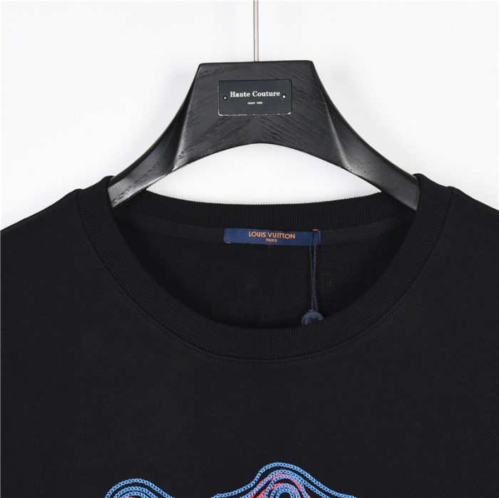 Clothes LOUIS VUITTON 817