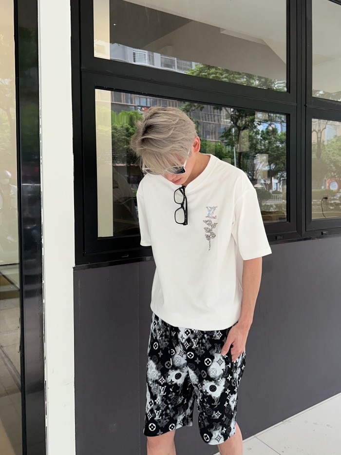 Clothes LOUIS VUITTON 815