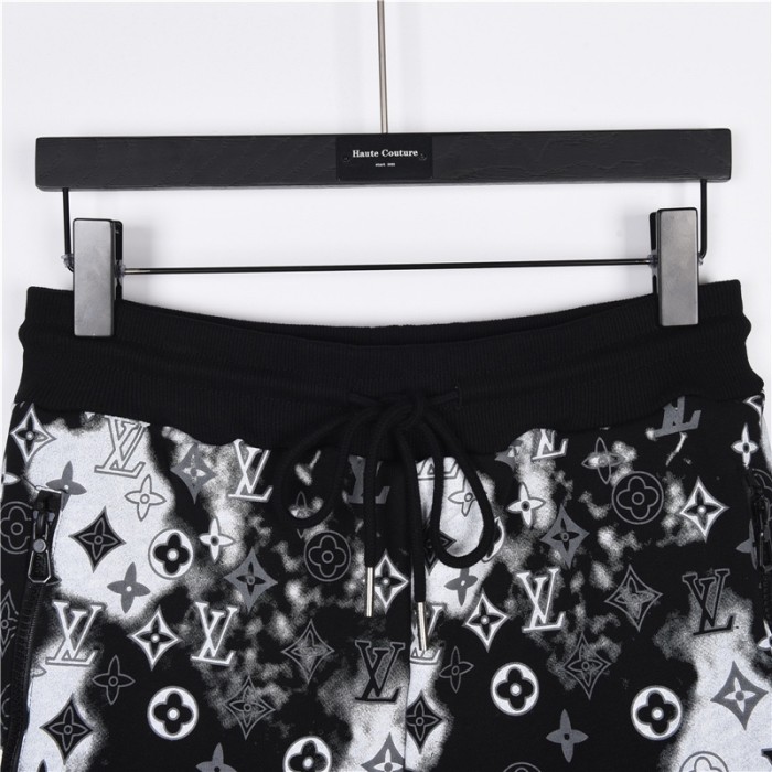 Clothes LOUIS VUITTON 815