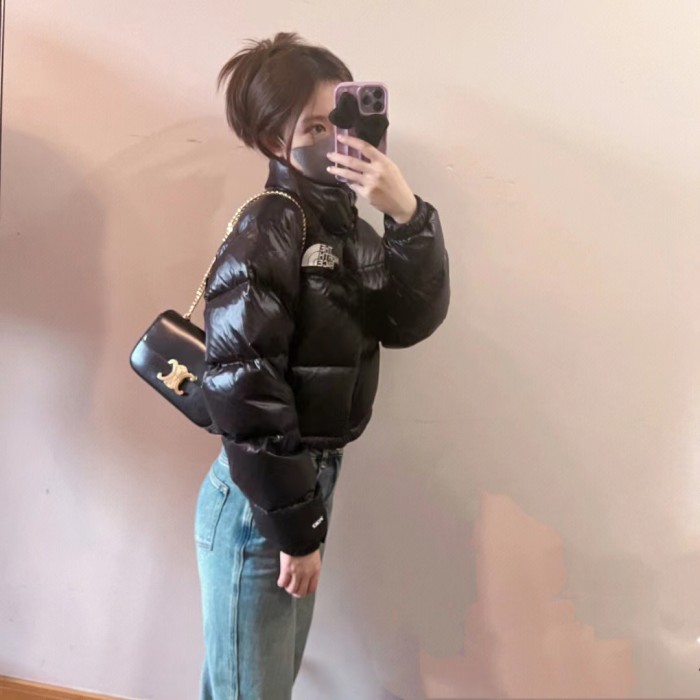 Clothes LOUIS VUITTON 826