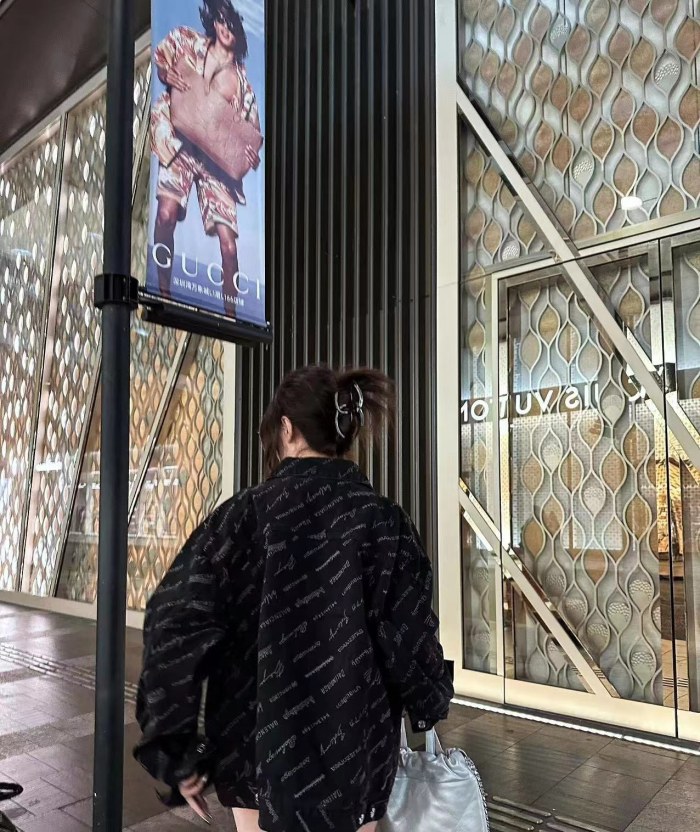 Clothes Balenciaga 542