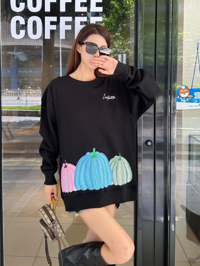 Clothes LOUIS VUITTON 823