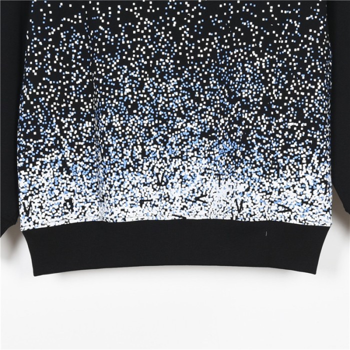 Clothes LOUIS VUITTON 820