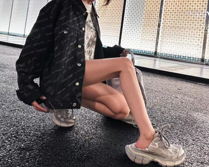 Clothes Balenciaga 542