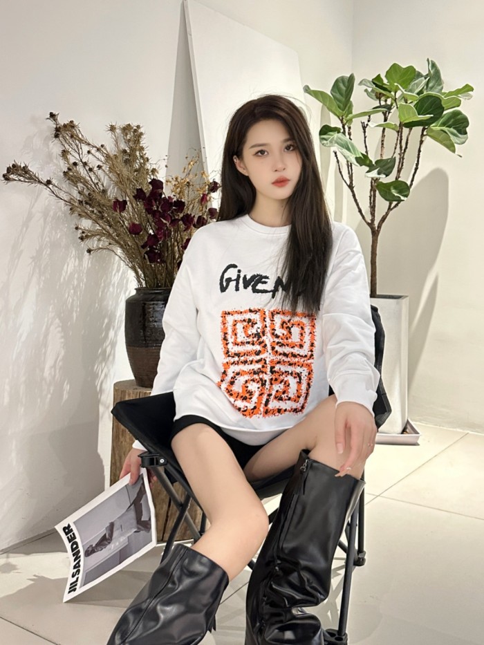 Clothes Givenchy 220