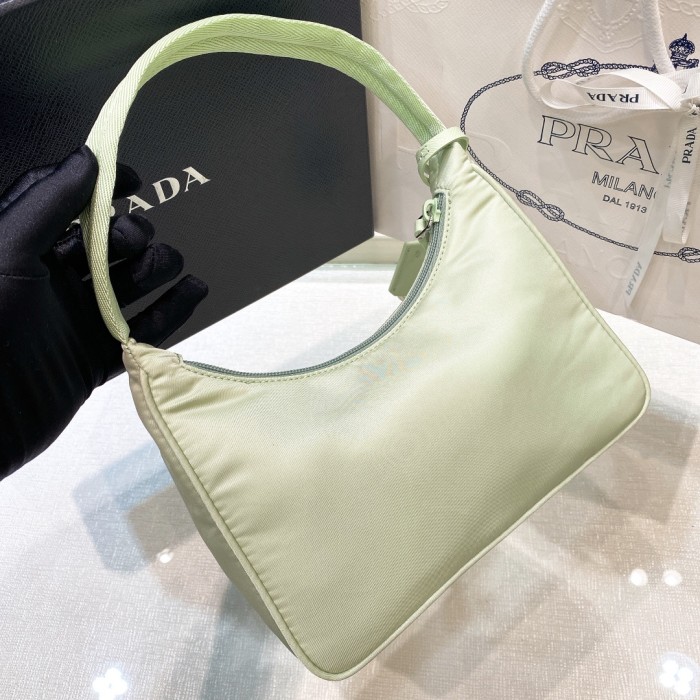 handbags prada Hobo 1NE515 Re-edition 2000 Size:22*17*6