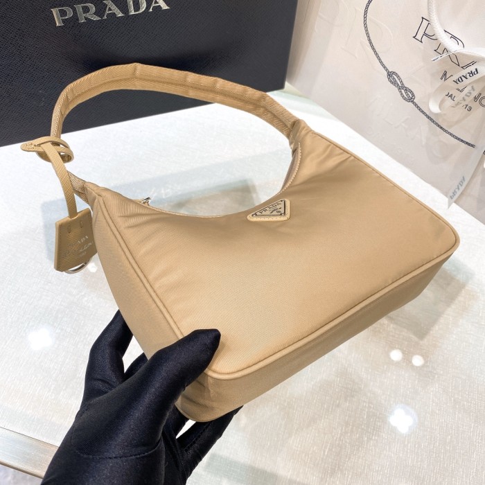 handbags prada Hobo 1NE515 Re-edition 2000 Size:22*17*6