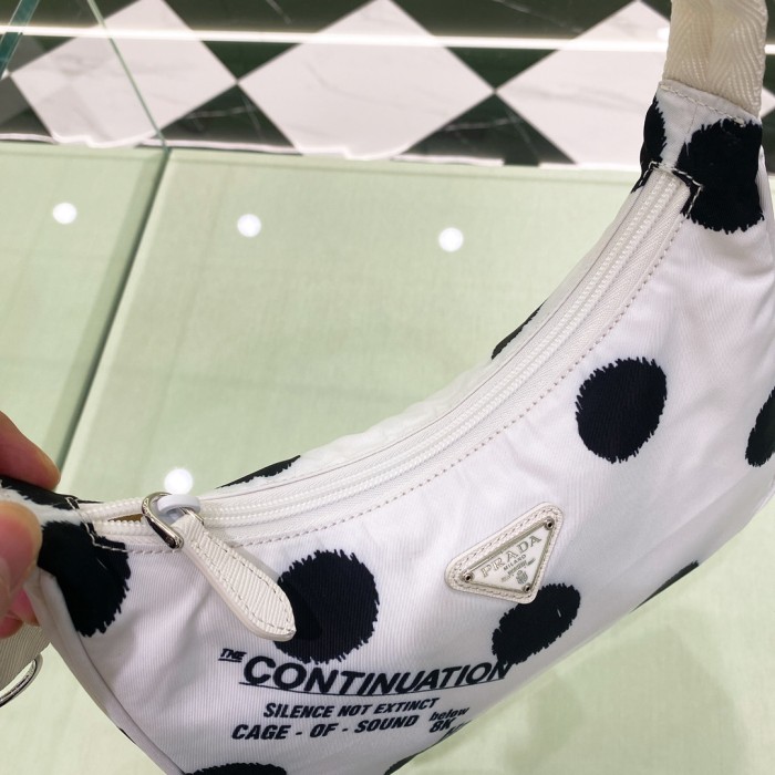 handbags prada Hobo 1NE515 re-edition 2000 Size:22*17*6