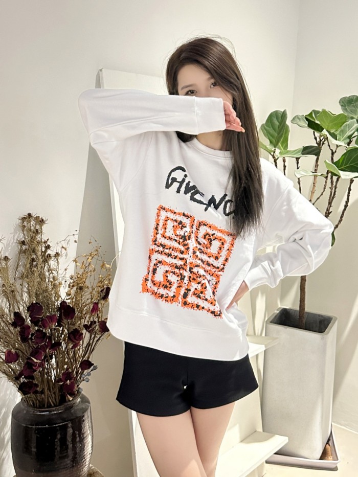 Clothes Givenchy 220