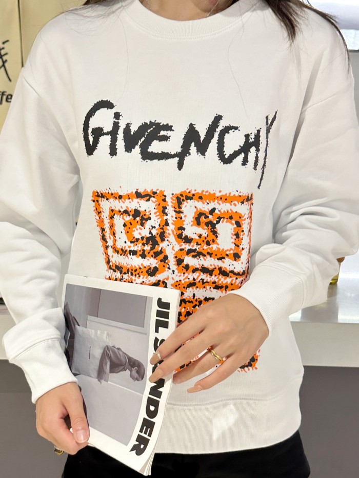 Clothes Givenchy 220