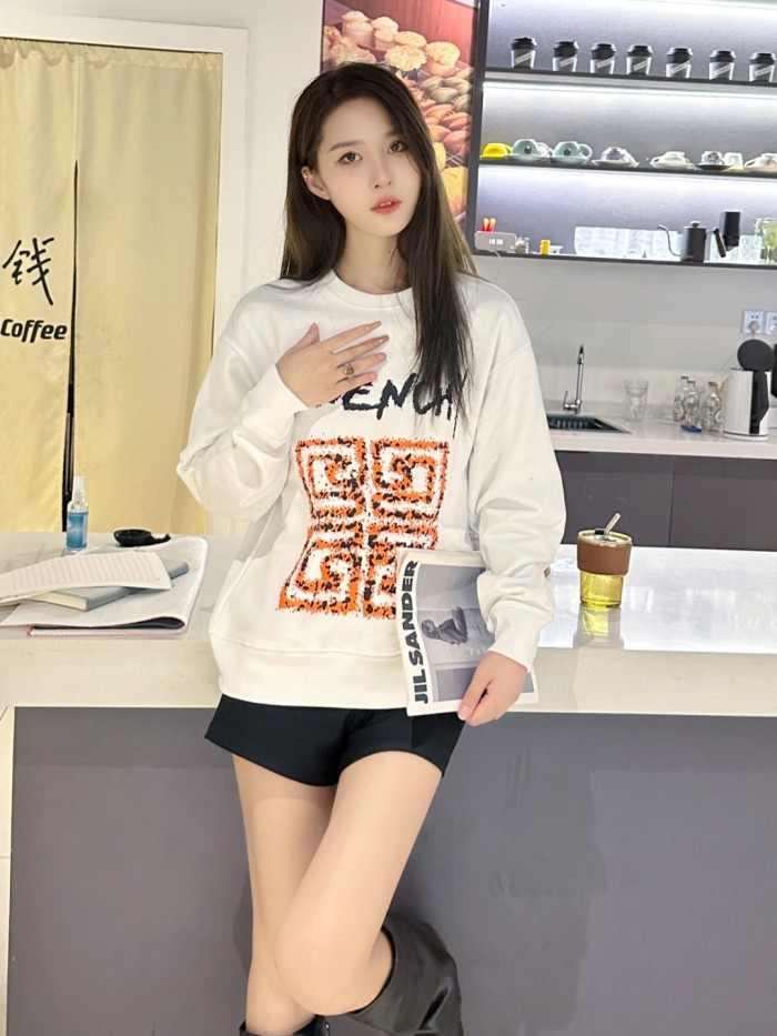 Clothes Givenchy 220