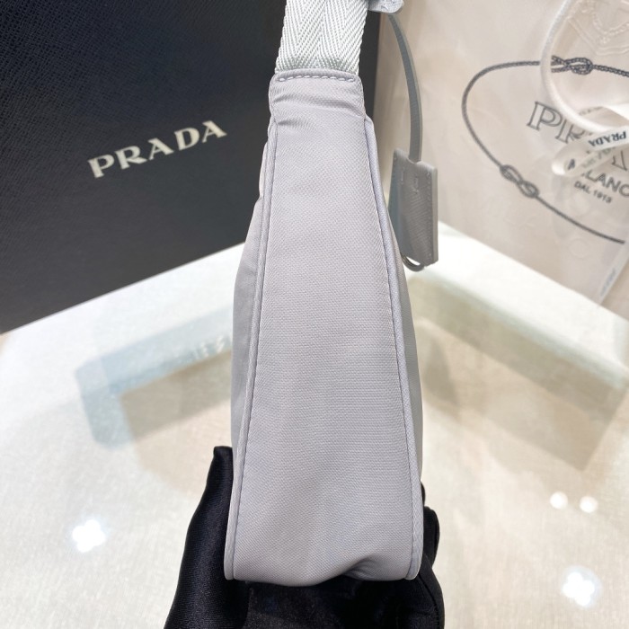 handbags prada Hobo 1NE515 Re-edition 2000 Size:22*17*6