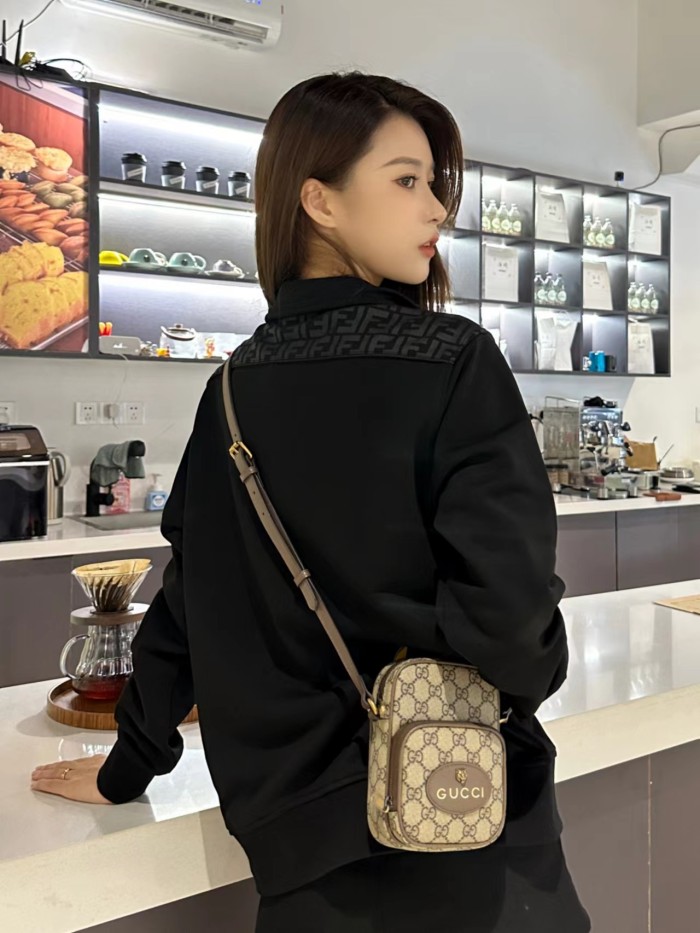 Clothes Fendi 157