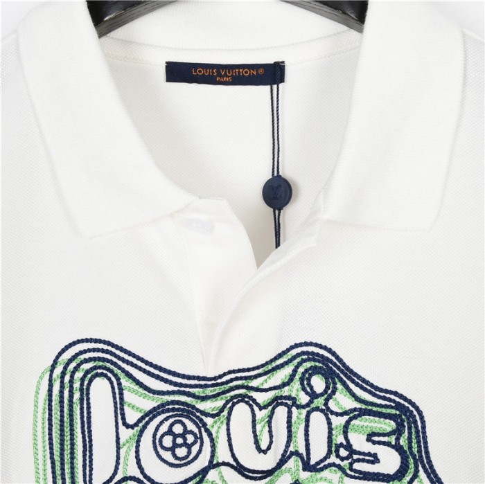 Clothes LOUIS VUITTON 833