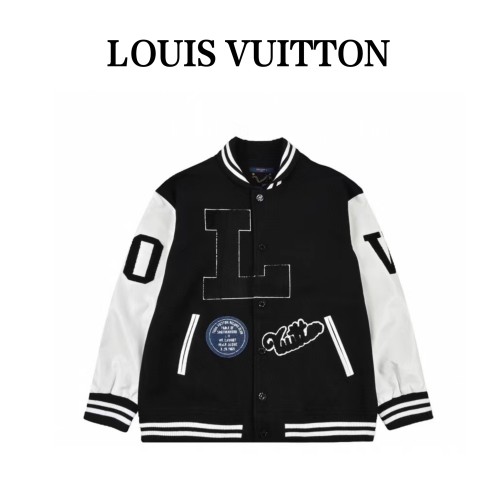 Clothes LOUIS VUITTON 830