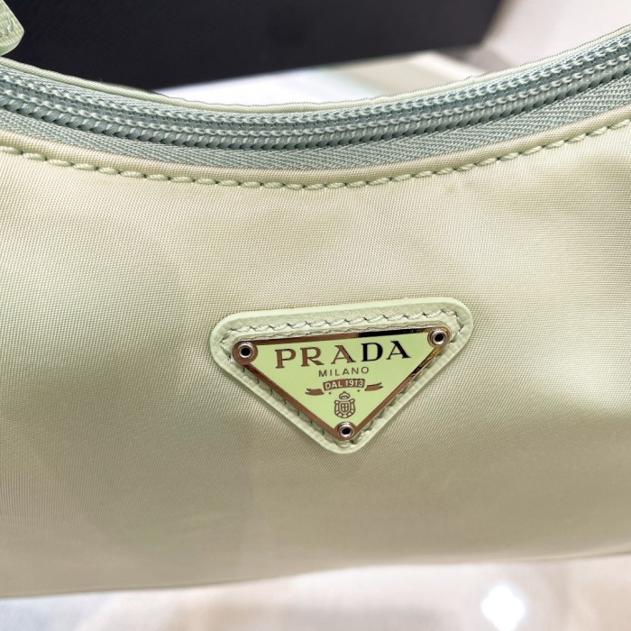 handbags prada Hobo 1NE515 Re-edition 2000 Size:22*17*6
