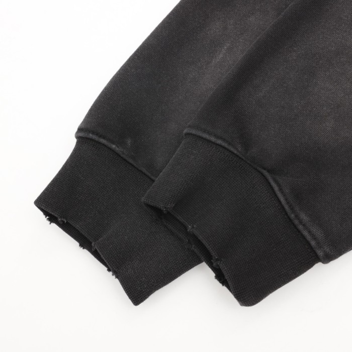 Clothes Balenciaga 550