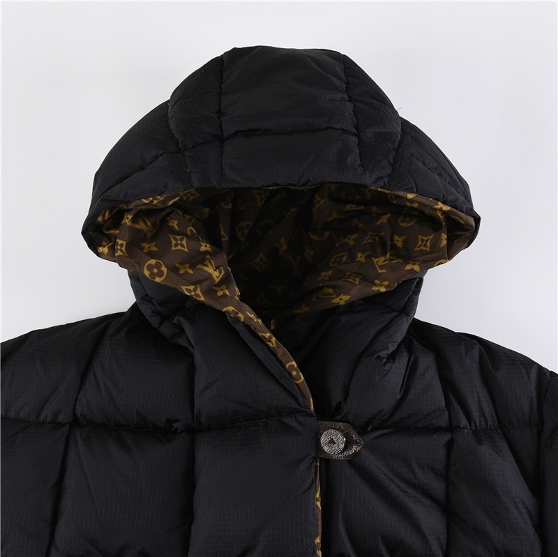 Clothes LOUIS VUITTON 838