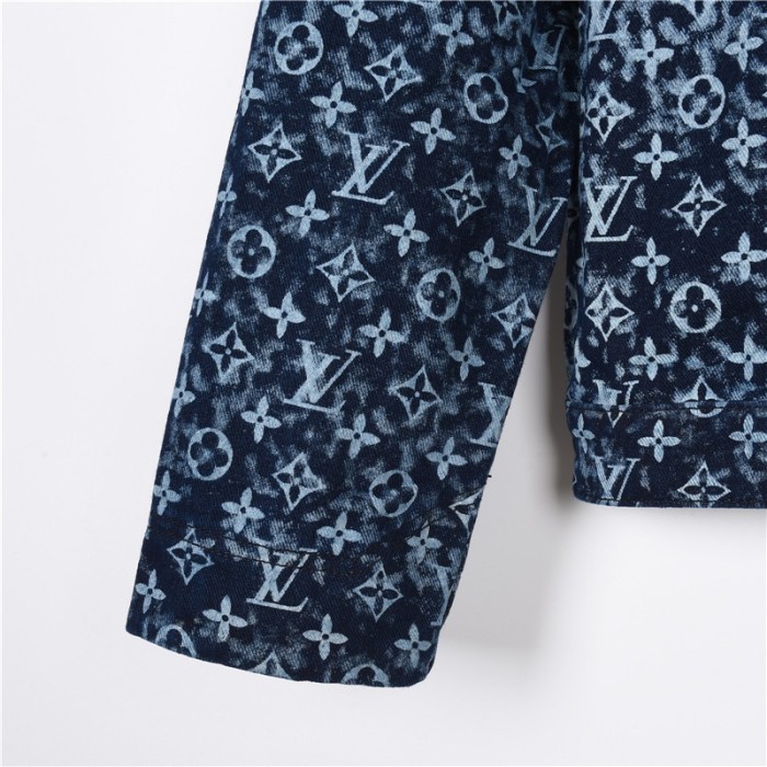 Clothes LOUIS VUITTON 836